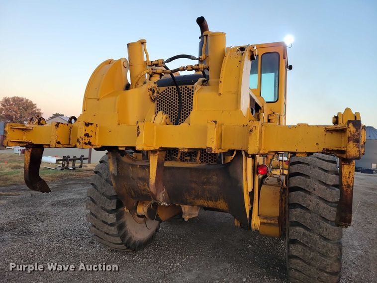 image for item EA2739 1968 Caterpillar 16 rigid frame motor grader
