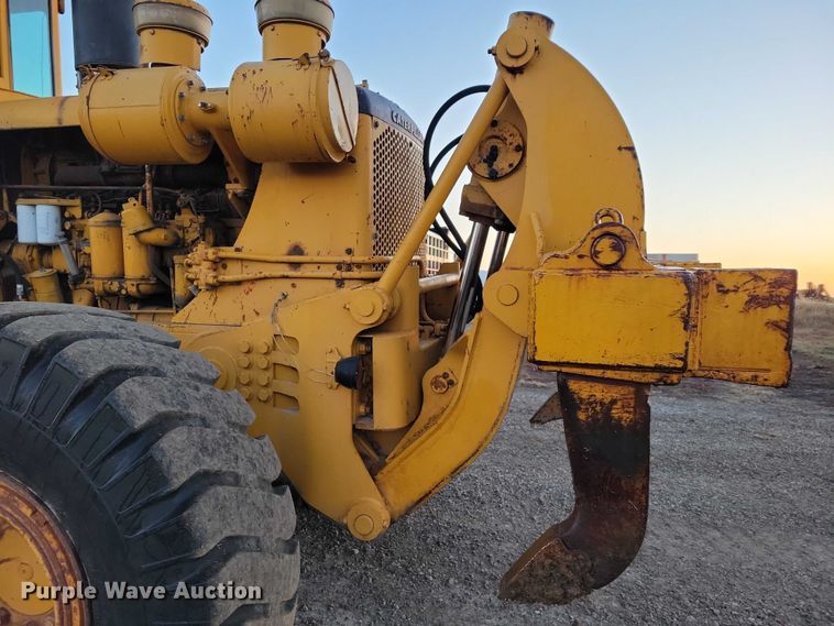 image for item EA2739 1968 Caterpillar 16 rigid frame motor grader