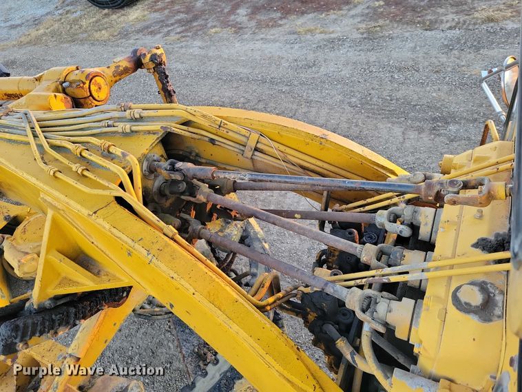 image for item EA2739 1968 Caterpillar 16 rigid frame motor grader