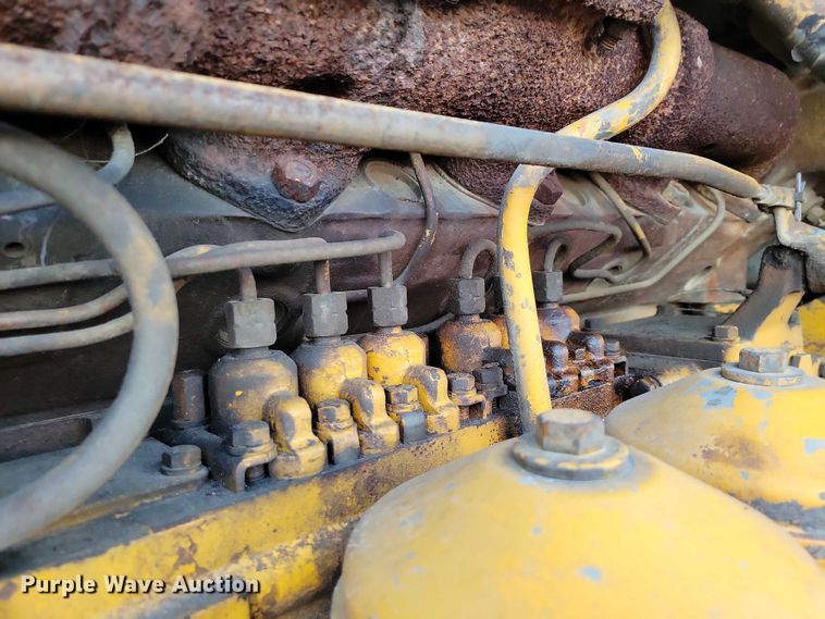 image for item EA2739 1968 Caterpillar 16 rigid frame motor grader