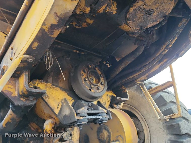 image for item EA2739 1968 Caterpillar 16 rigid frame motor grader