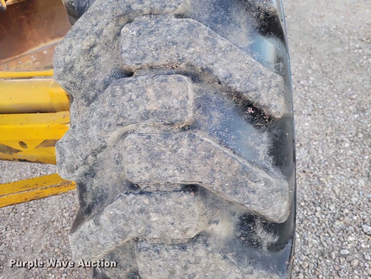 image for item EA2739 1968 Caterpillar 16 rigid frame motor grader