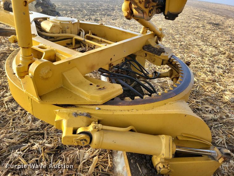 image for item EA2740 1973 Caterpillar 16 rigid frame motor grader