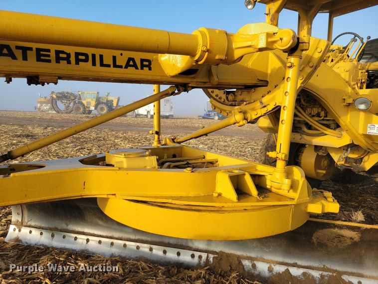 image for item EA2740 1973 Caterpillar 16 rigid frame motor grader