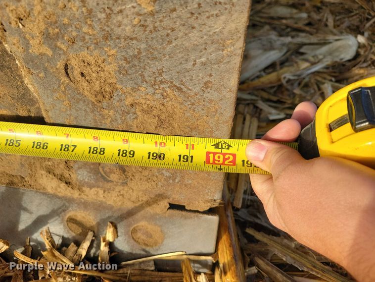 image for item EA2740 1973 Caterpillar 16 rigid frame motor grader