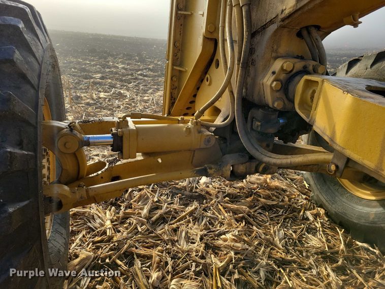 image for item EA2740 1973 Caterpillar 16 rigid frame motor grader