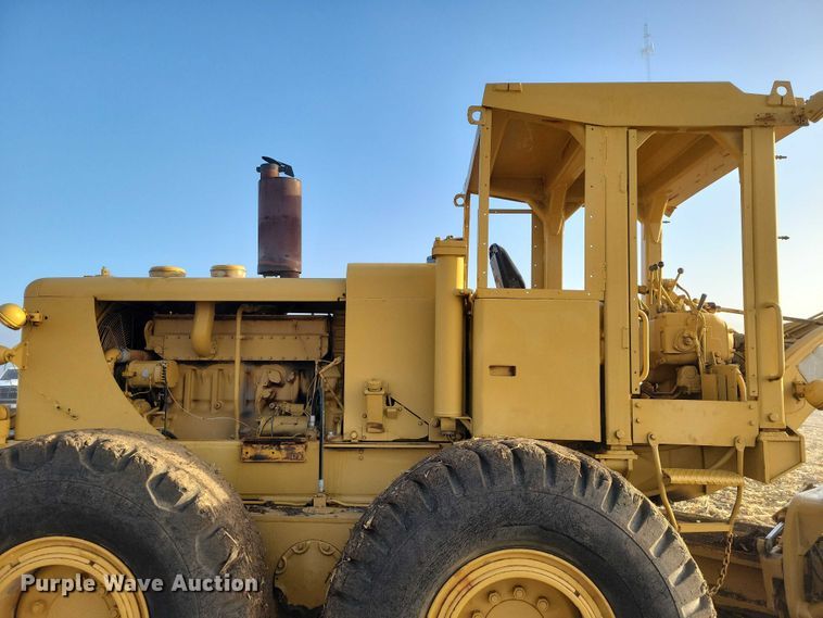 image for item EA2740 1973 Caterpillar 16 rigid frame motor grader
