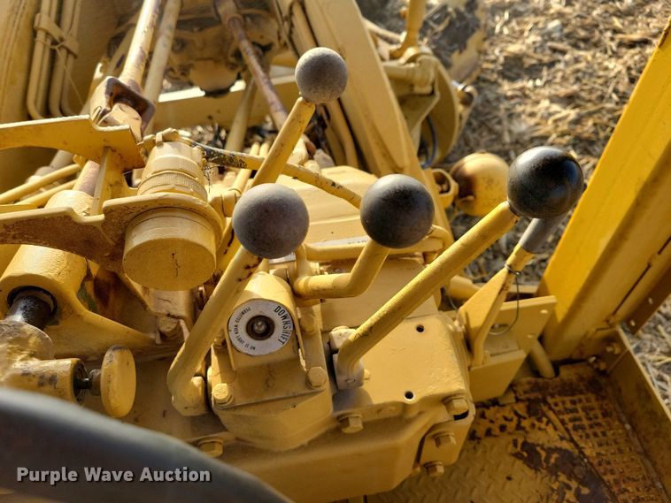 image for item EA2740 1973 Caterpillar 16 rigid frame motor grader