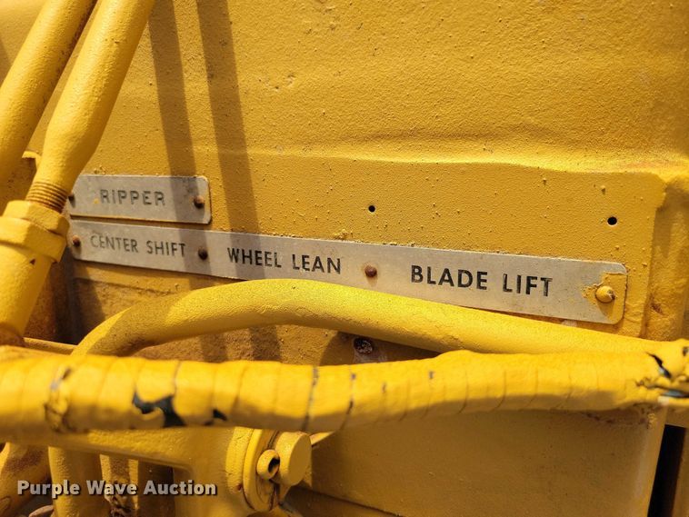 image for item EA2740 1973 Caterpillar 16 rigid frame motor grader