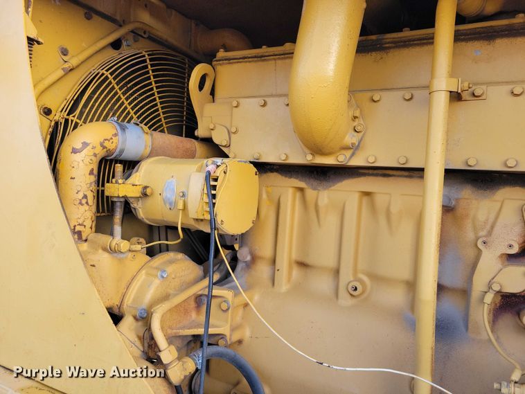 image for item EA2740 1973 Caterpillar 16 rigid frame motor grader