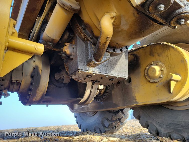 image for item EA2740 1973 Caterpillar 16 rigid frame motor grader