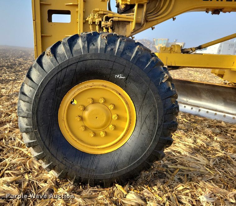 image for item EA2740 1973 Caterpillar 16 rigid frame motor grader