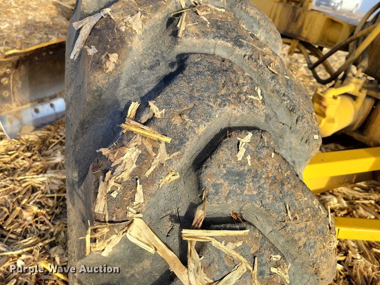 image for item EA2740 1973 Caterpillar 16 rigid frame motor grader