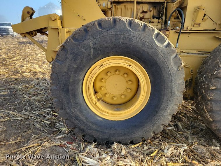 image for item EA2740 1973 Caterpillar 16 rigid frame motor grader