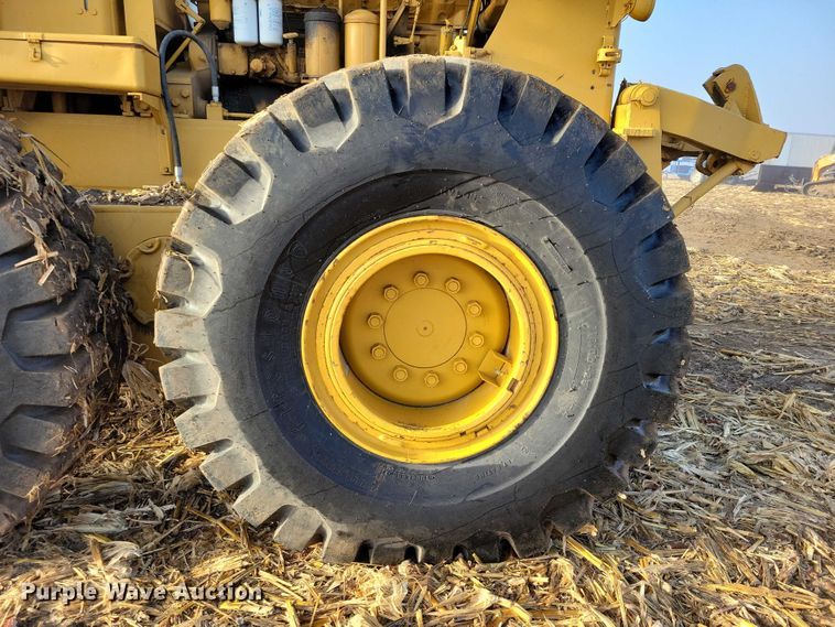 image for item EA2740 1973 Caterpillar 16 rigid frame motor grader