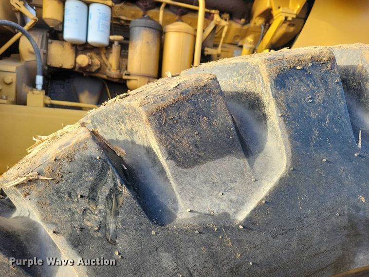 image for item EA2740 1973 Caterpillar 16 rigid frame motor grader