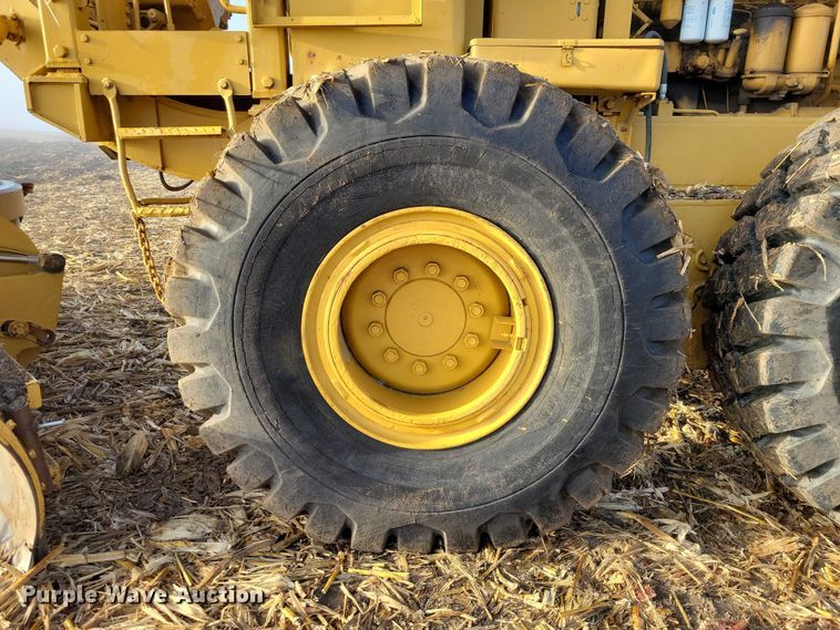 image for item EA2740 1973 Caterpillar 16 rigid frame motor grader