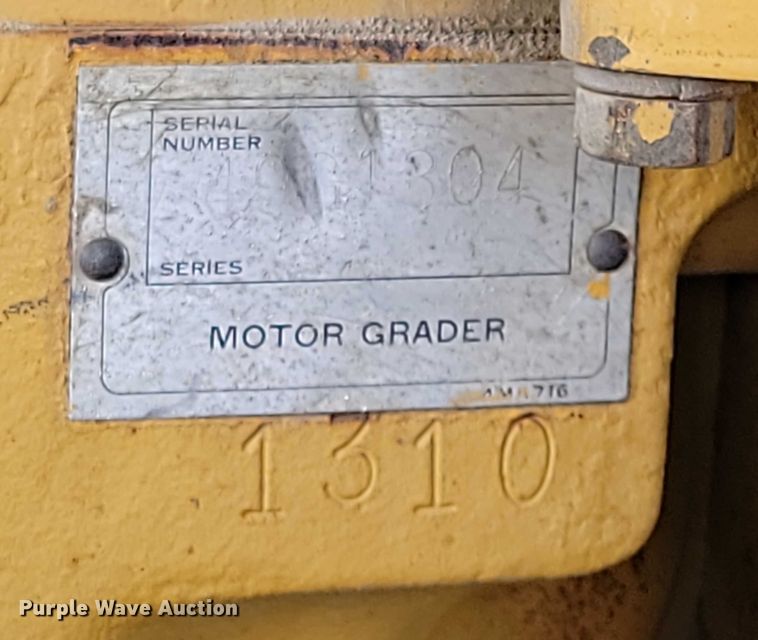 image for item EA2740 1973 Caterpillar 16 rigid frame motor grader