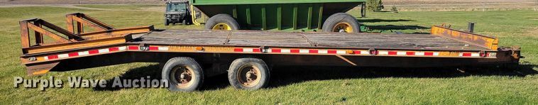 image for item EA2742 1995 Econoline MP425DF equipment trailer