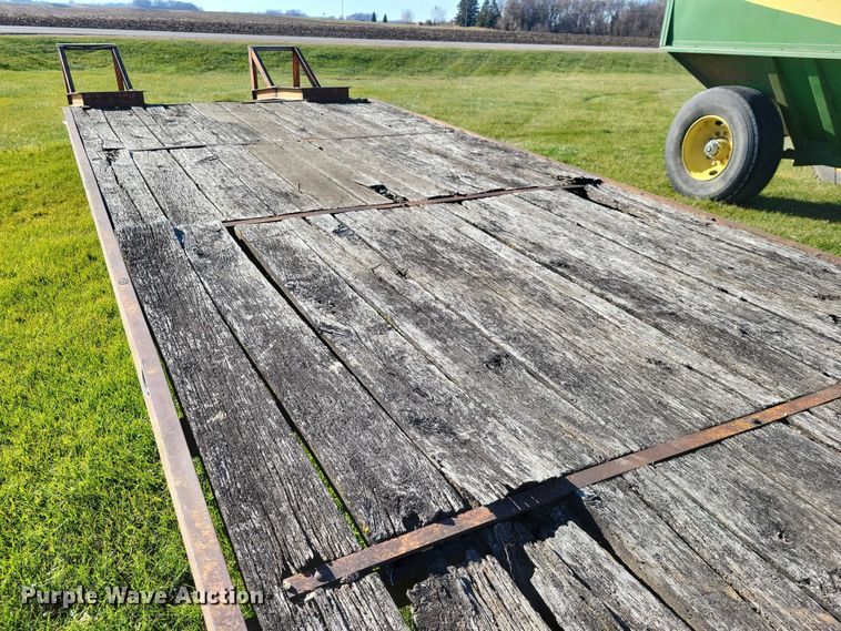 image for item EA2742 1995 Econoline MP425DF equipment trailer