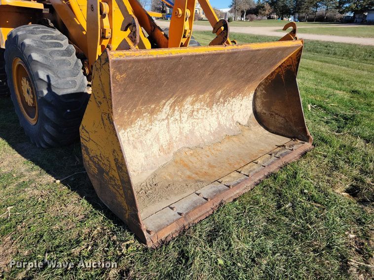 image for item EA2749 Case W20 wheel loader