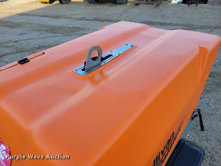 image for item EA2751 2022 Sullivan Palatek D185PKR air compressor