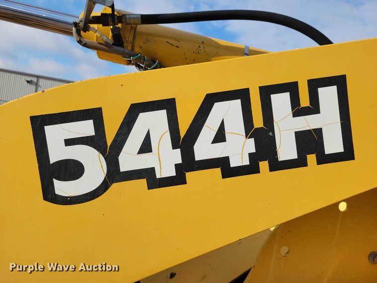 image for item EA2752 1999 John Deere 544H wheel loader