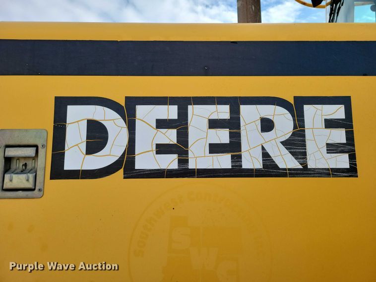 image for item EA2752 1999 John Deere 544H wheel loader