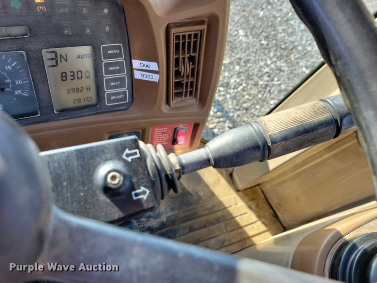 image for item EA2752 1999 John Deere 544H wheel loader