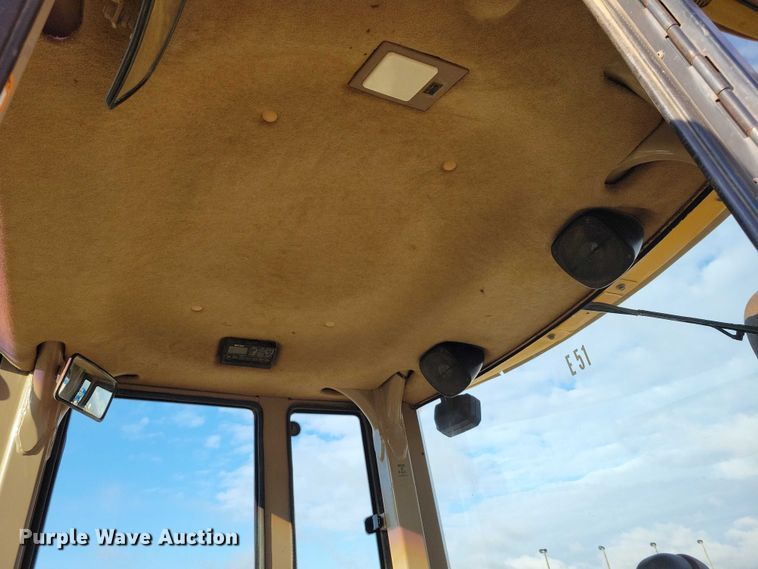 image for item EA2752 1999 John Deere 544H wheel loader