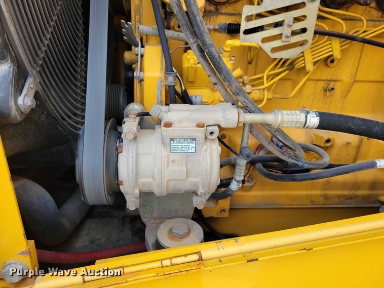 image for item EA2752 1999 John Deere 544H wheel loader