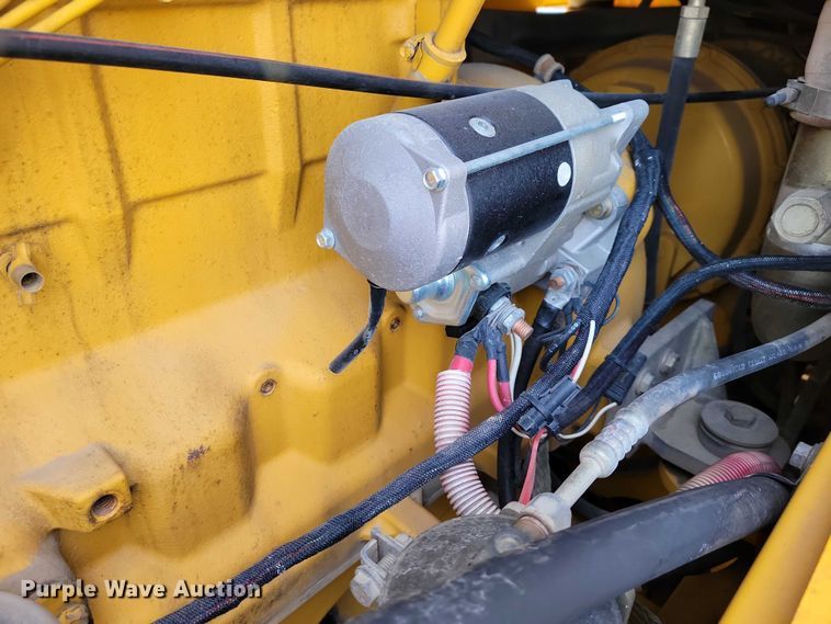 image for item EA2752 1999 John Deere 544H wheel loader