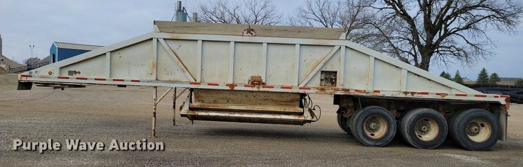 image for item EA2754 1991 Ranch Manufacturing Co bottom dump trailer