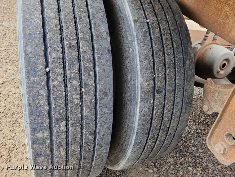 image for item EA2754 1991 Ranch Manufacturing Co bottom dump trailer