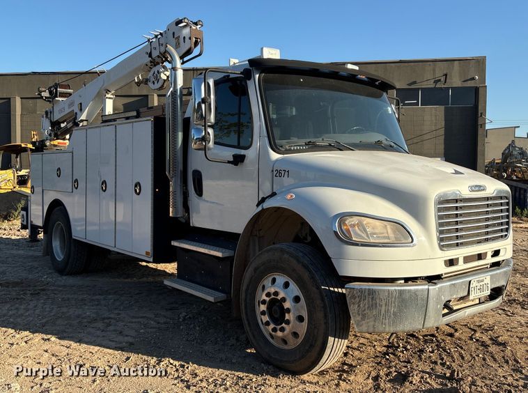 image for item EA6983 2014 Freightliner Business Class M2 utility / service truck