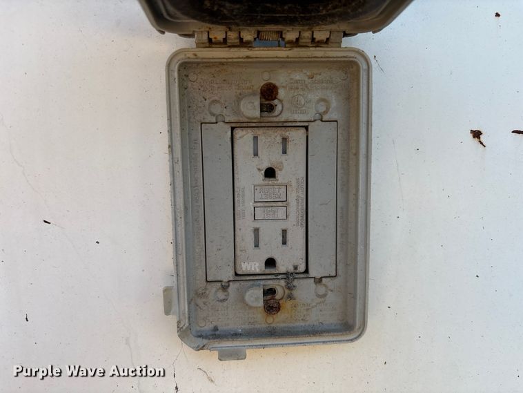 image for item EA6983 2014 Freightliner Business Class M2 utility / service truck