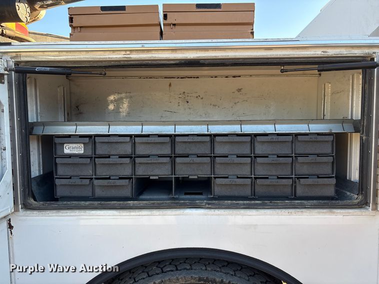 image for item EA6983 2014 Freightliner Business Class M2 utility / service truck