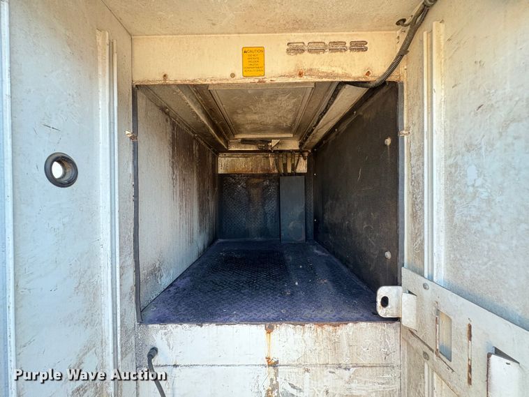 image for item EA6983 2014 Freightliner Business Class M2 utility / service truck