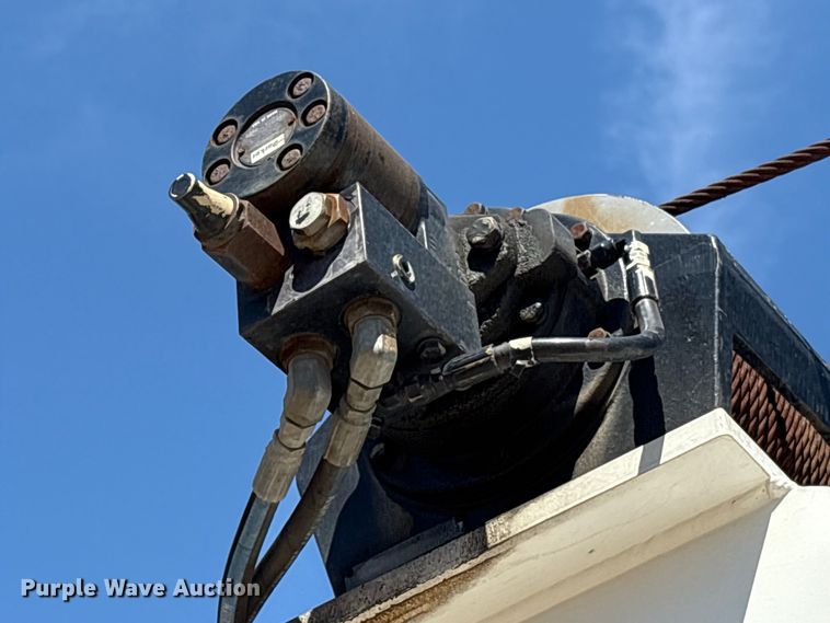 image for item EA6983 2014 Freightliner Business Class M2 utility / service truck