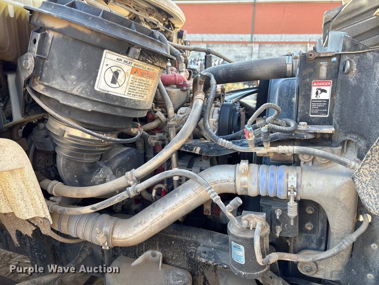 image for item EA6983 2014 Freightliner Business Class M2 utility / service truck