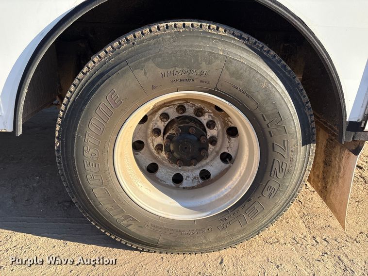 image for item EA6983 2014 Freightliner Business Class M2 utility / service truck