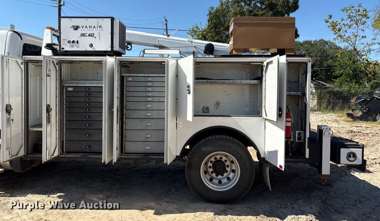 image for item EA6984 2014 Freightliner Business Class M2 utility / service truck