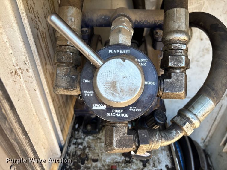 image for item EA6984 2014 Freightliner Business Class M2 utility / service truck