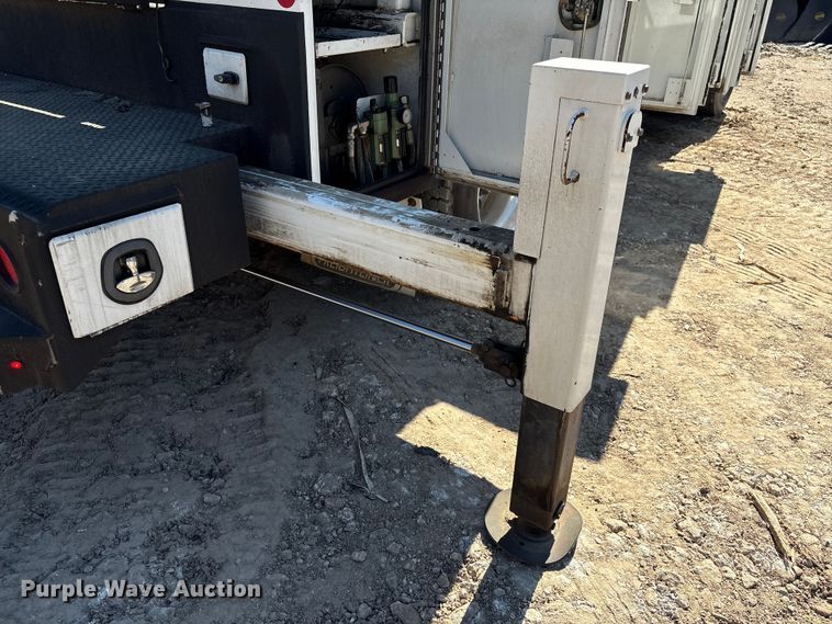 image for item EA6984 2014 Freightliner Business Class M2 utility / service truck