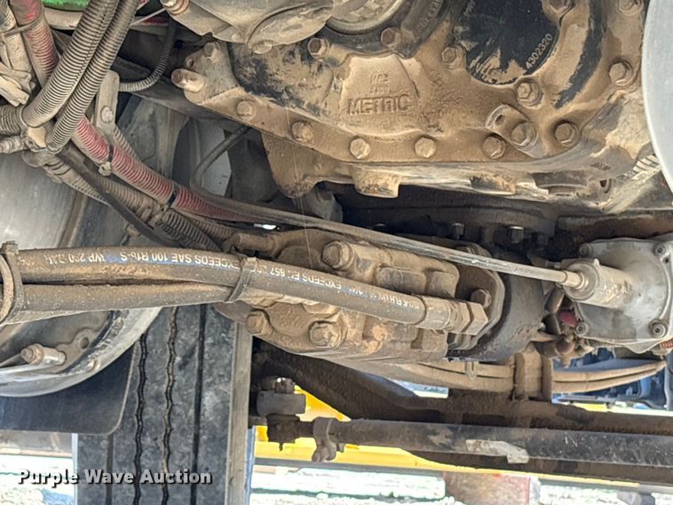 image for item EA6984 2014 Freightliner Business Class M2 utility / service truck