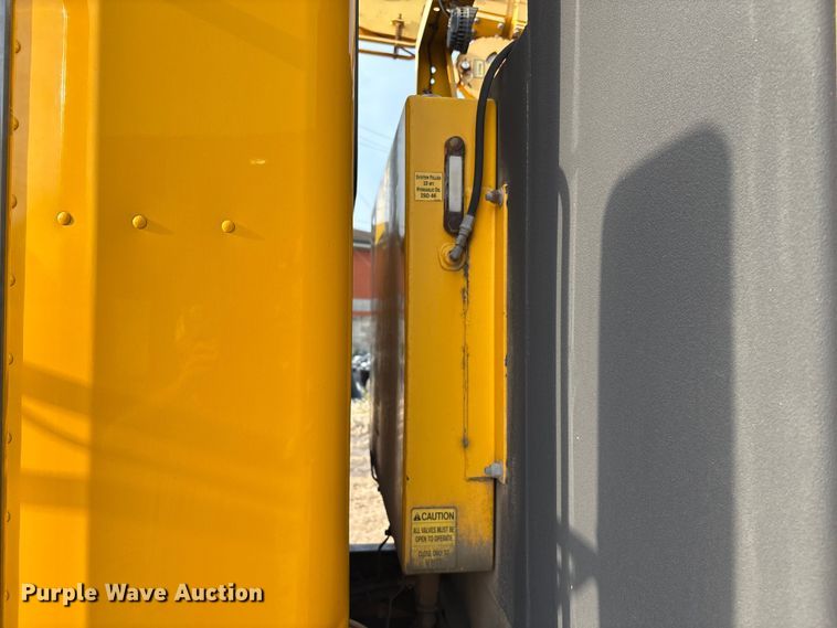 image for item EA6985 2012 Kenworth T370 utility / service truck