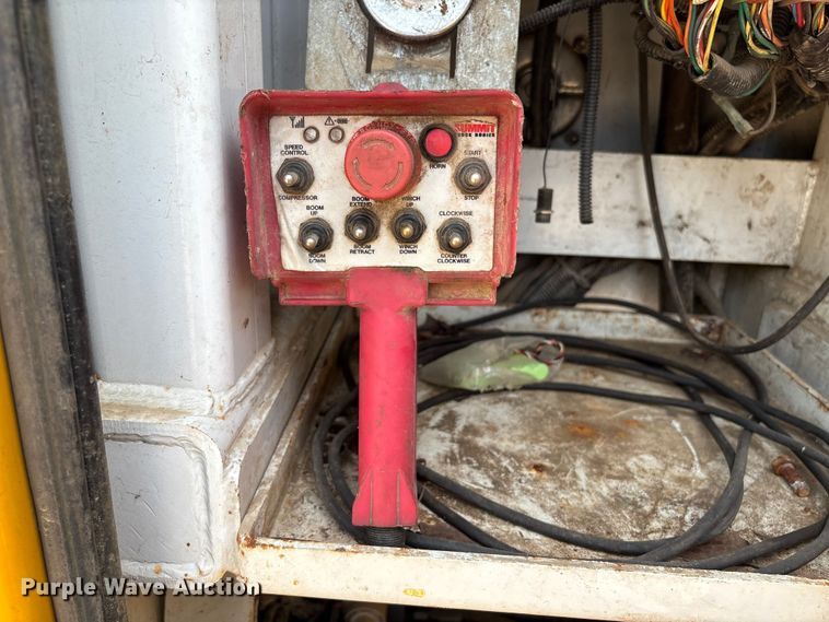 image for item EA6985 2012 Kenworth T370 utility / service truck