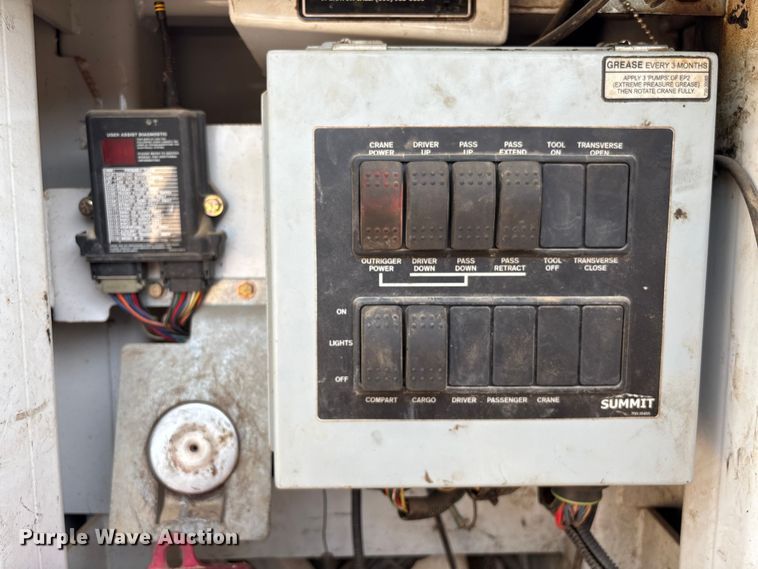 image for item EA6985 2012 Kenworth T370 utility / service truck