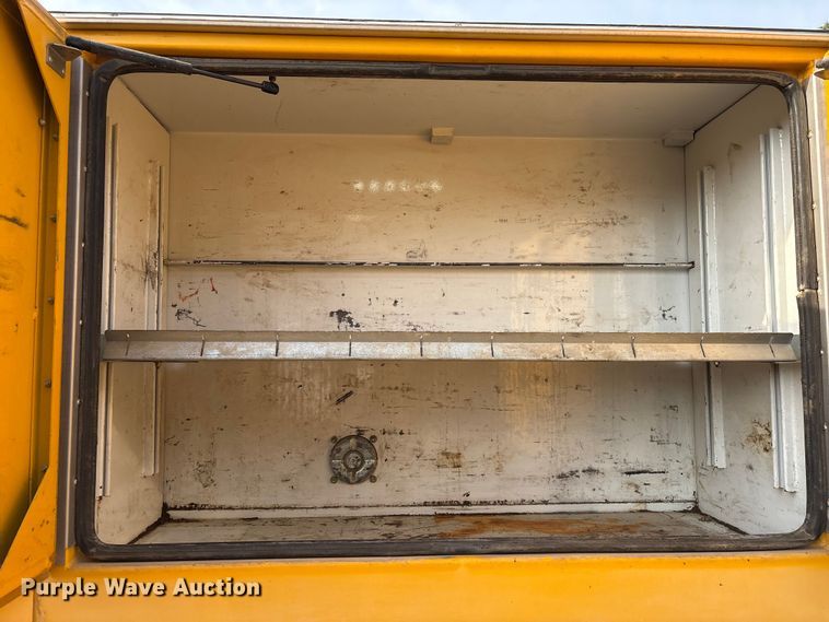 image for item EA6985 2012 Kenworth T370 utility / service truck