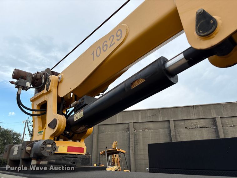 image for item EA6985 2012 Kenworth T370 utility / service truck